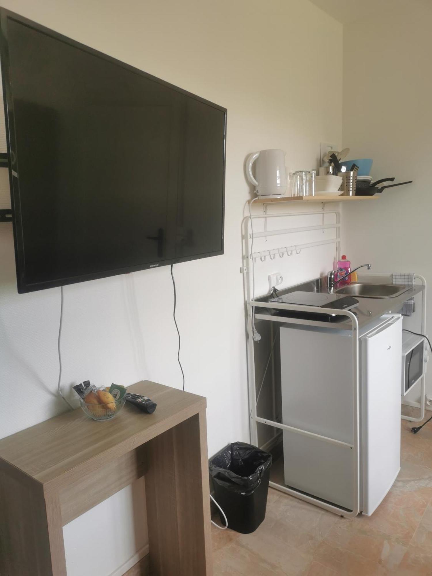 Appartement 3 , Disneyland - Parking Gratuit - Maison Des Platanes Meaux Kültér fotó